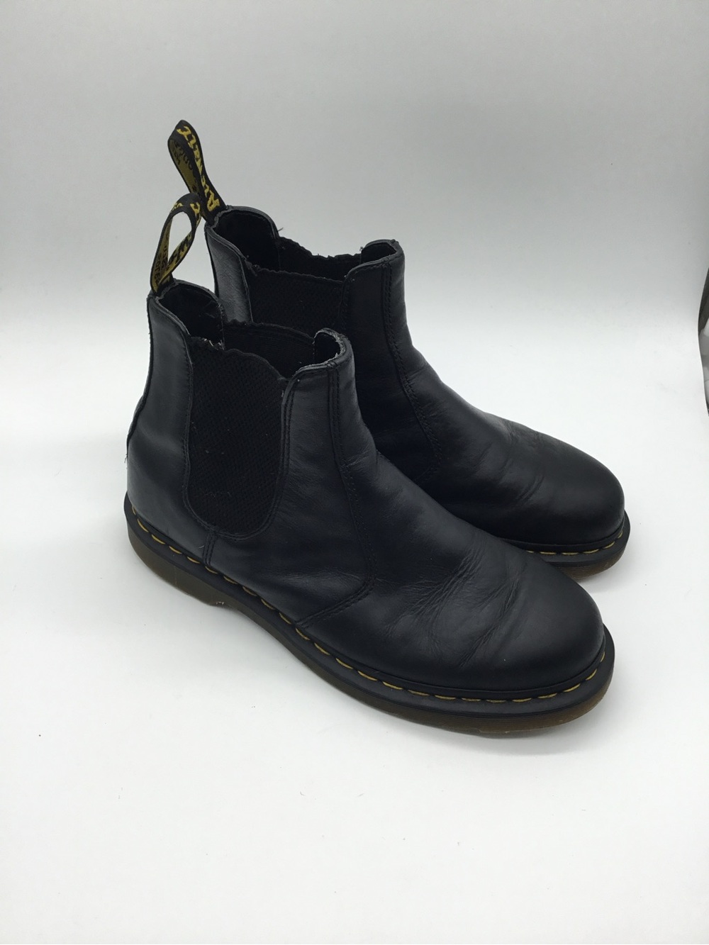 Dr. Marten’s Black 2976 Chelsea Boots UNISEX